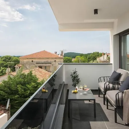 Holiday home Dea *