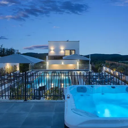 Holiday home Dea *